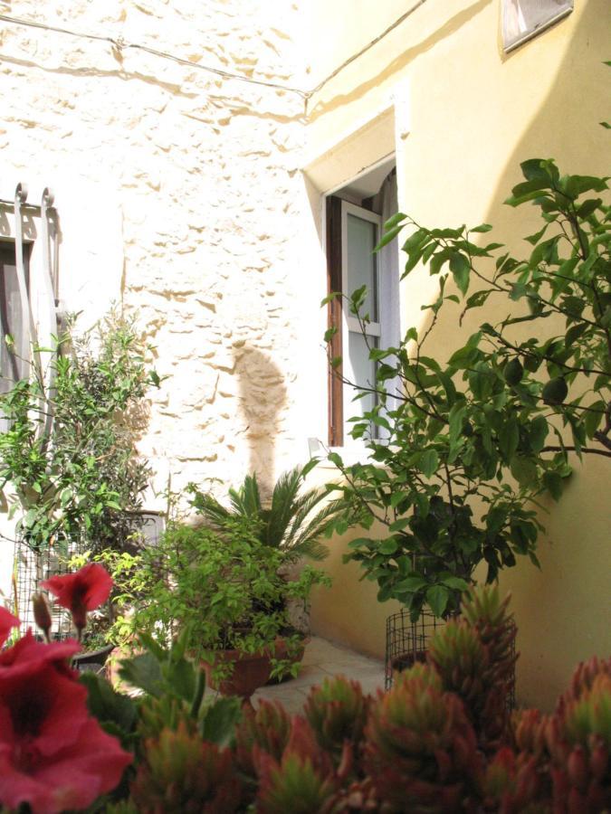 A Naca Villa Ragusa Exterior photo